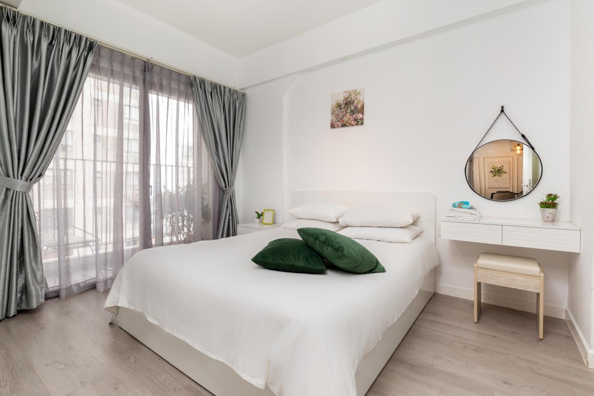 Hotel Wahalla - Ben Thanh Market Хошимин Екстериор снимка